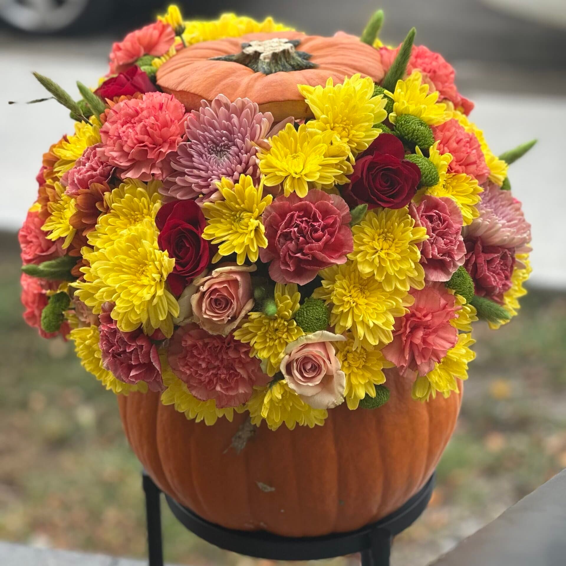 Large pumpkin flowers pie
