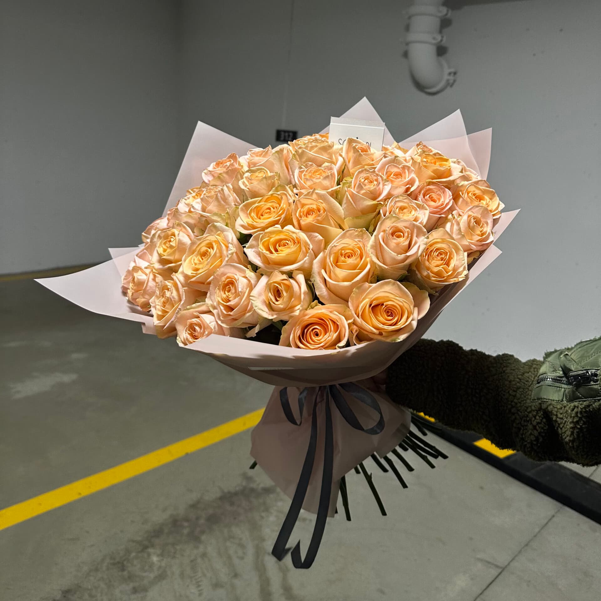50 Tiffany Rose Bouquet
