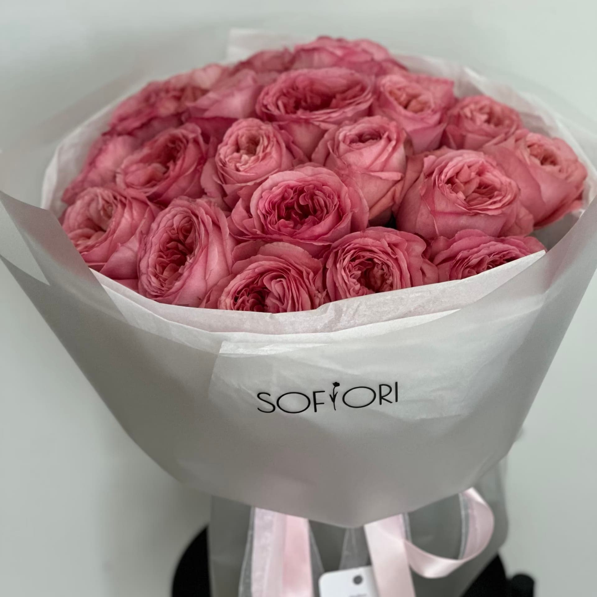 24 Pink Garden Roses — photo 3