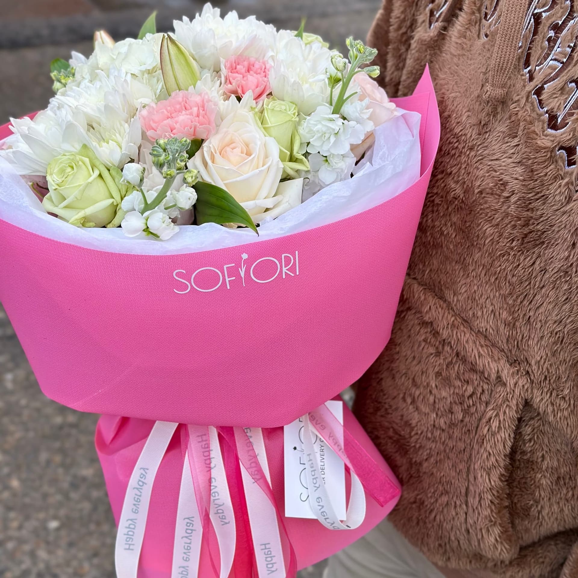 Lilies & Hydrangea — photo 3