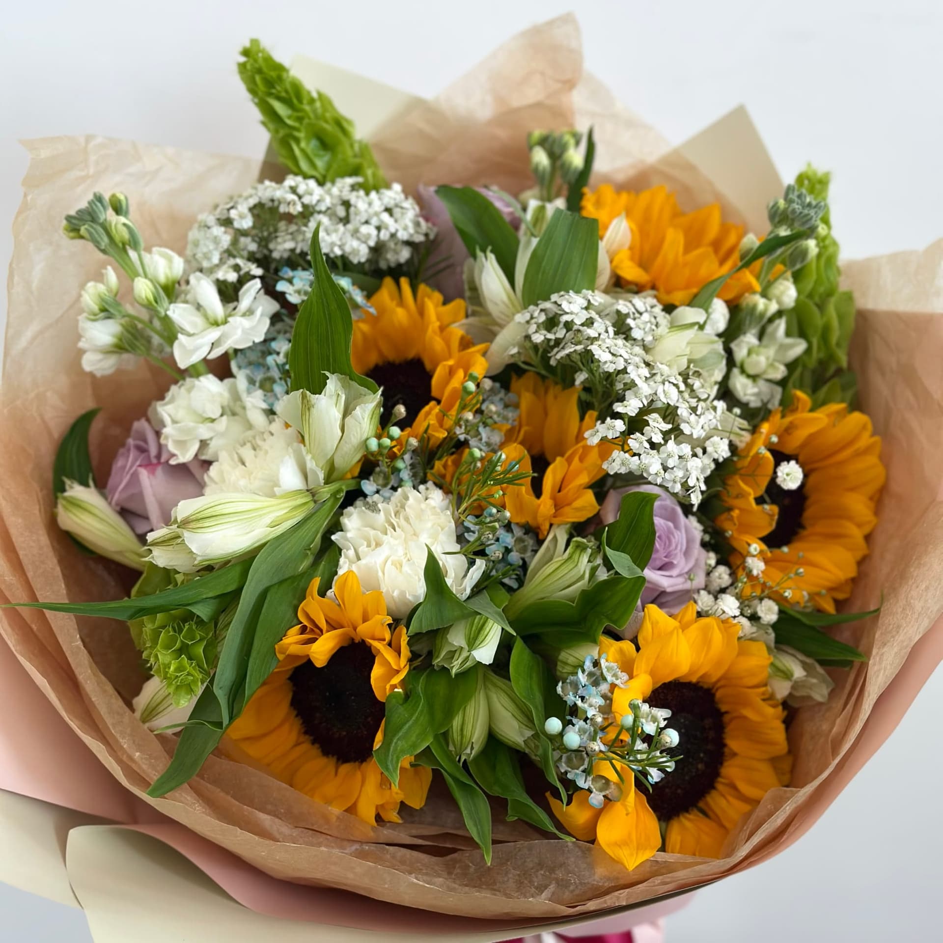 Sunflowers & Alstroemeria — photo 2