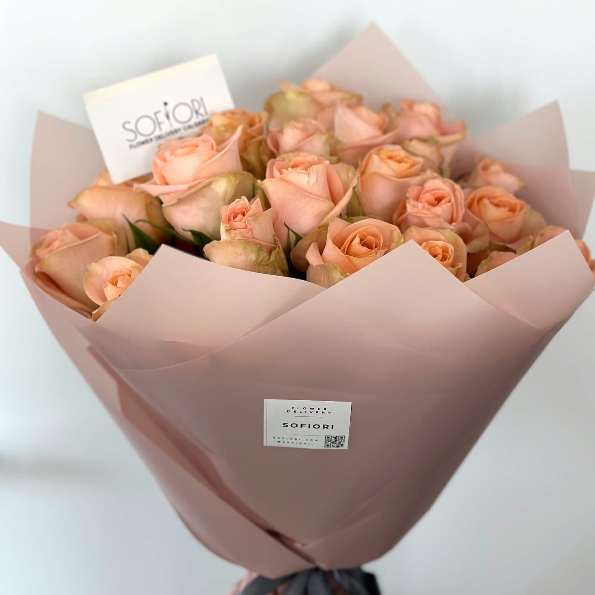 24 Peach Tiffany Roses — photo 2