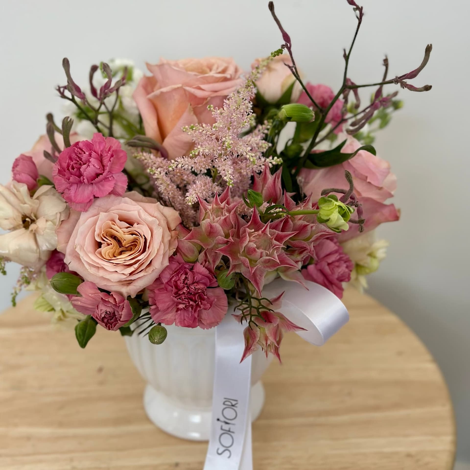 Pink Table Centrepiece — photo 3