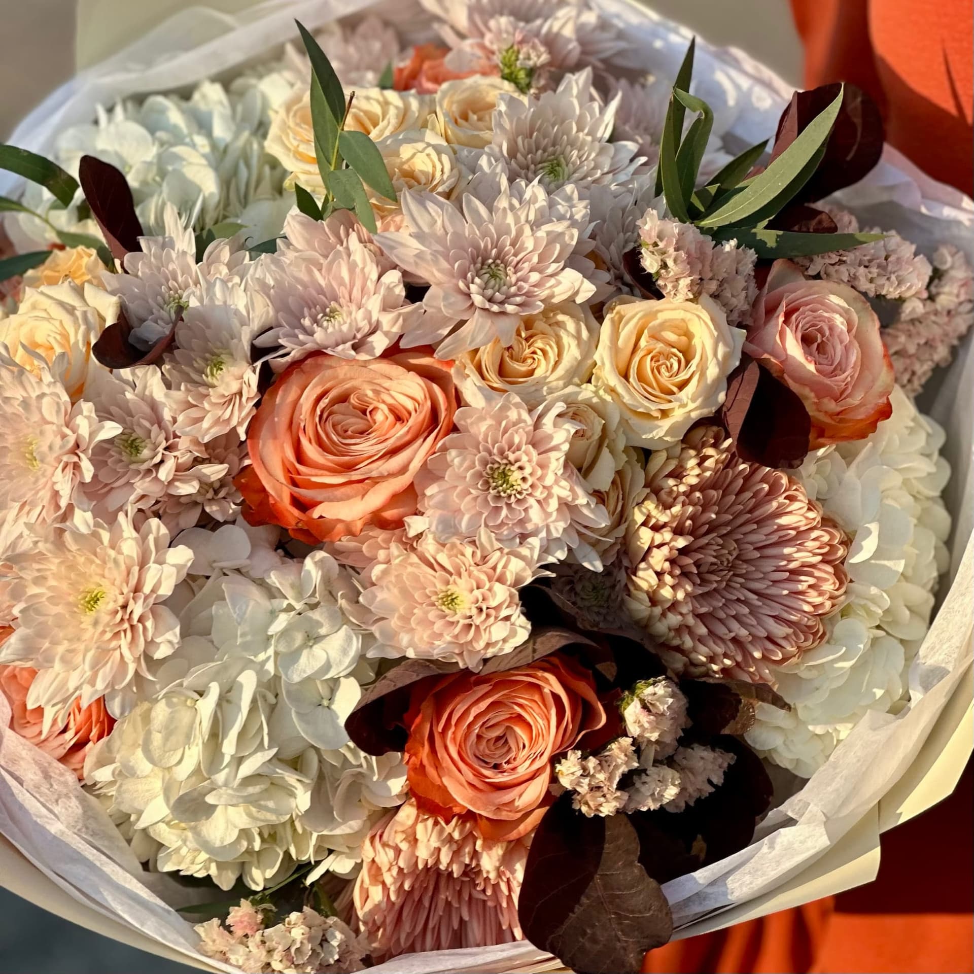 Pastel Roses & Chrysanthemums — photo 2