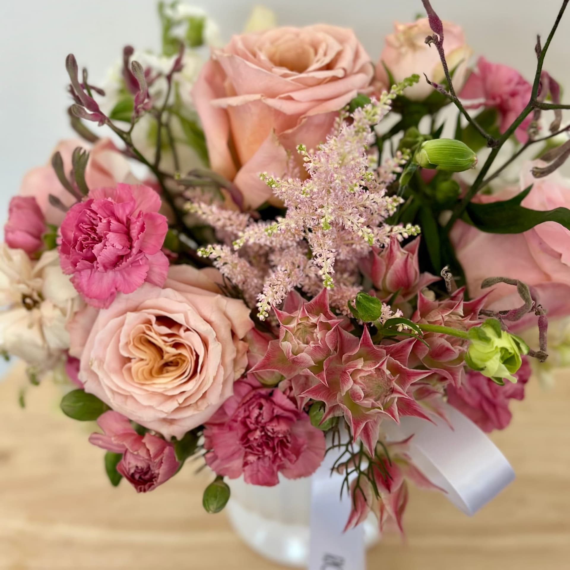 Pink Table Centrepiece — photo 2