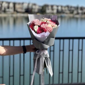 Bouquet with pink roses