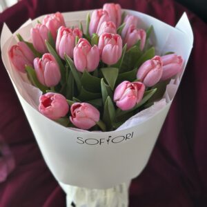 Tulips Pink 18 stems